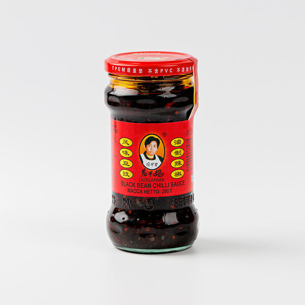 Соус Lao Gan Ma на основе растительных масел из чёрных соевых бобов, 280 г