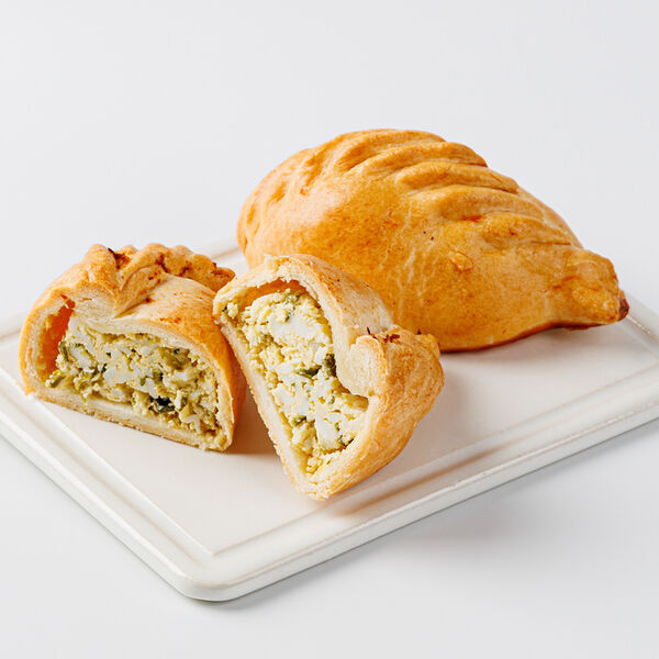 Пирожки с зеленью и яйцом на сметанном тесте, 120 г (2шт)