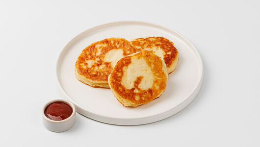 Оладьи с соусом 