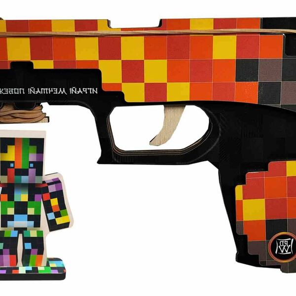 Пистолет игрушечный ЯиГрушка Пиксели с мишенью цвет в ассортименте, 25 см