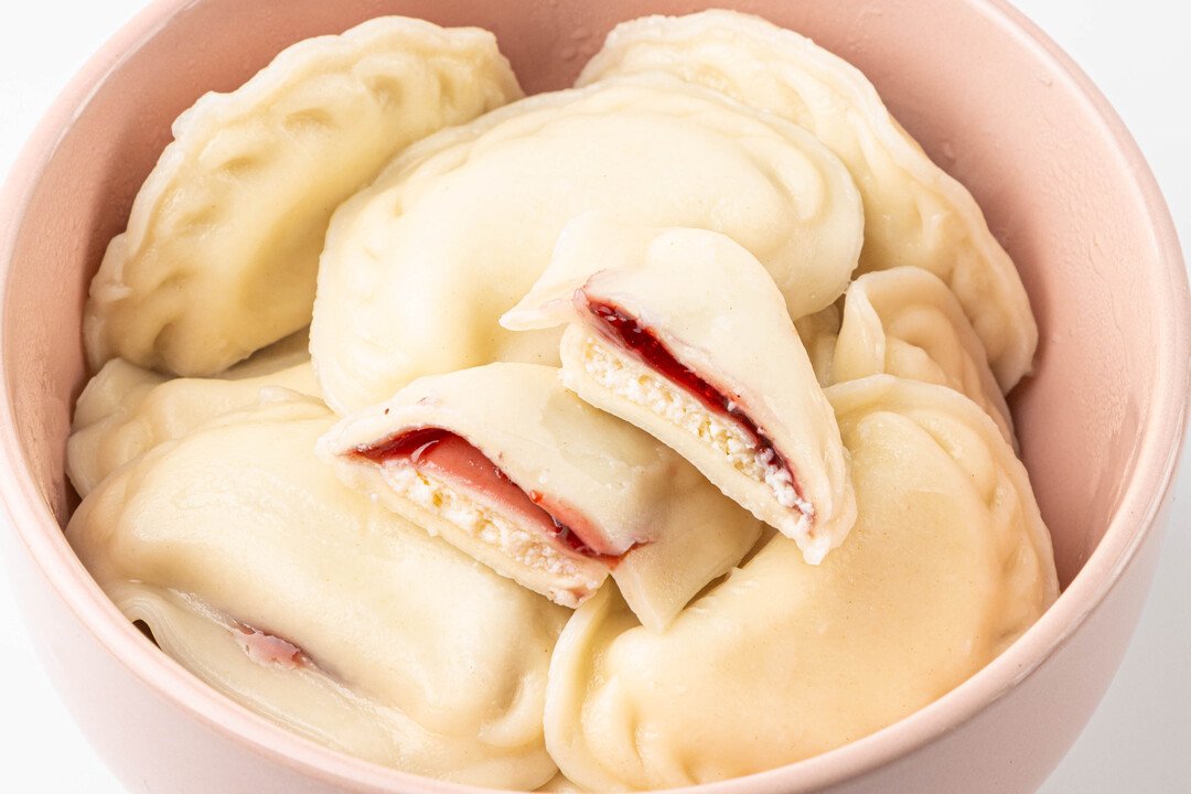 

Вареники двулепные Вкусвилл с Рикоттой и вишней 360 г