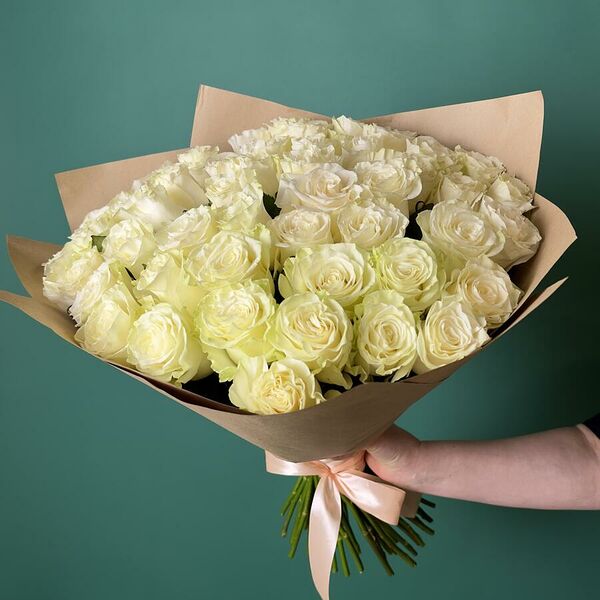 Букет цветов из 51 белой розы Эквадор