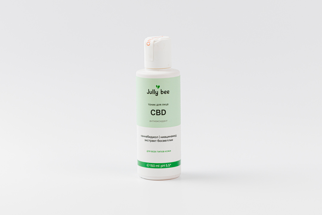 

Тоник для лица c CBD, ниацинамидом и экстрактом босвеллии Jully Bee 150 мл