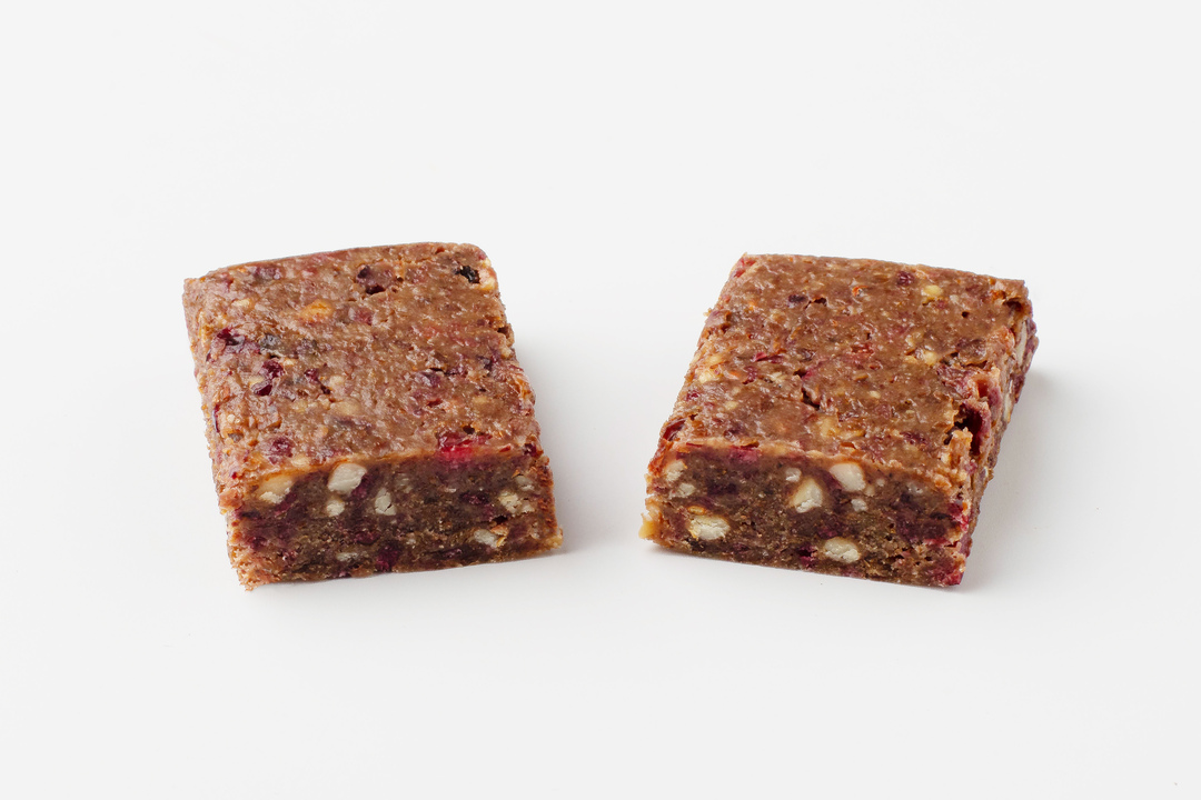 

Батончик ВкусВилл ягодно-ореховый с вишней и клюквой 35 г