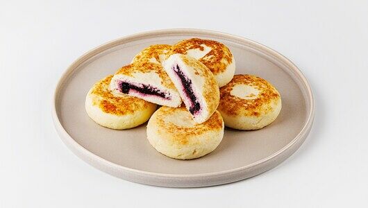 Сырники с черничной начинкой, замороженные