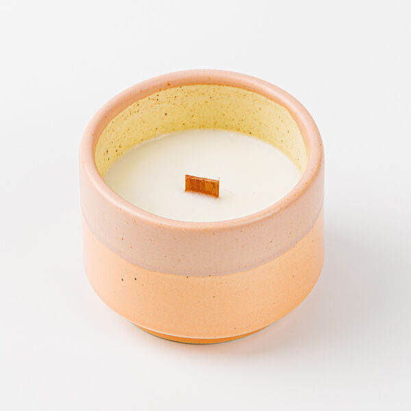 Свеча соевая в керамической чаше Манго-мандарин