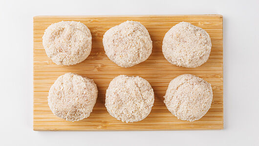 Биточки куриные с сыром