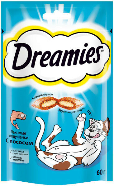 Лакомство для кошек Dreamies подушечки с лососем 60 г