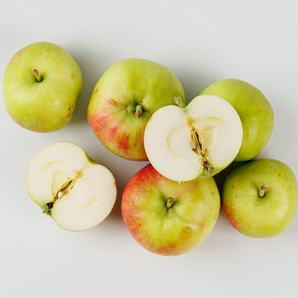 Яблоко молодое Женева