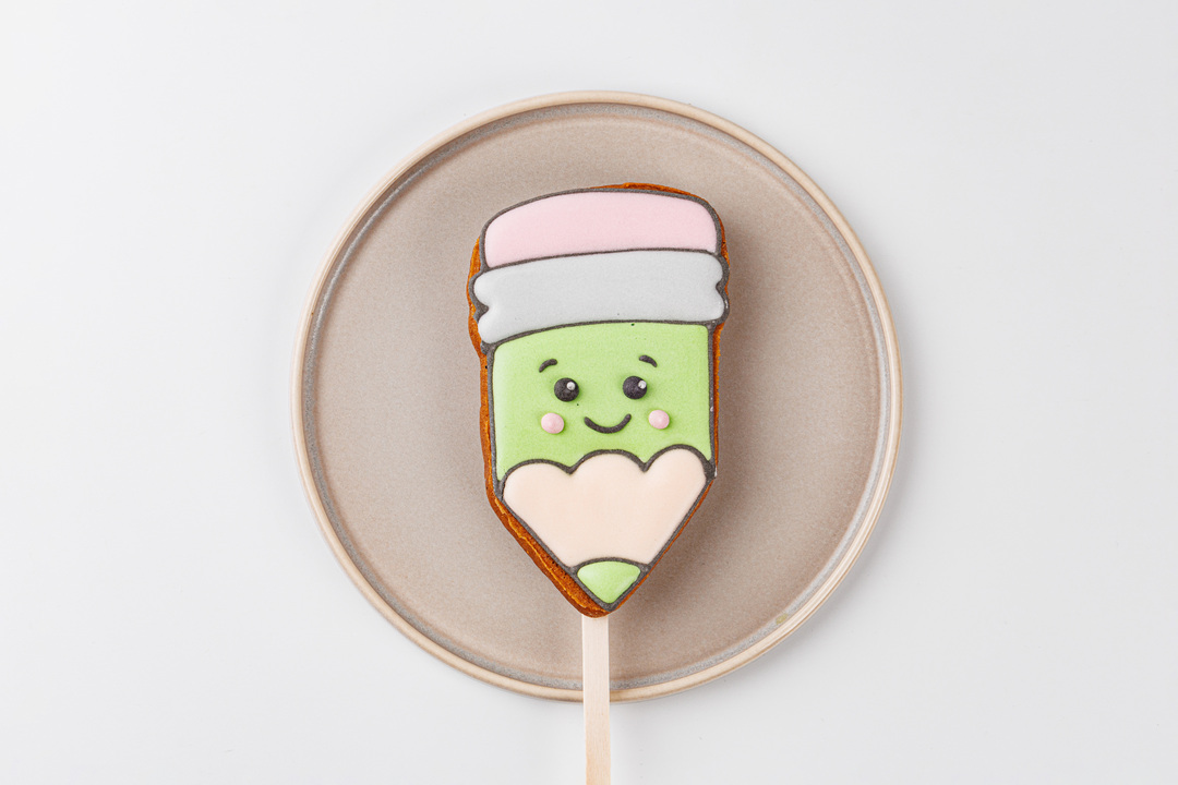 

Пряник имбирный на палочке 1 сентября, кафе