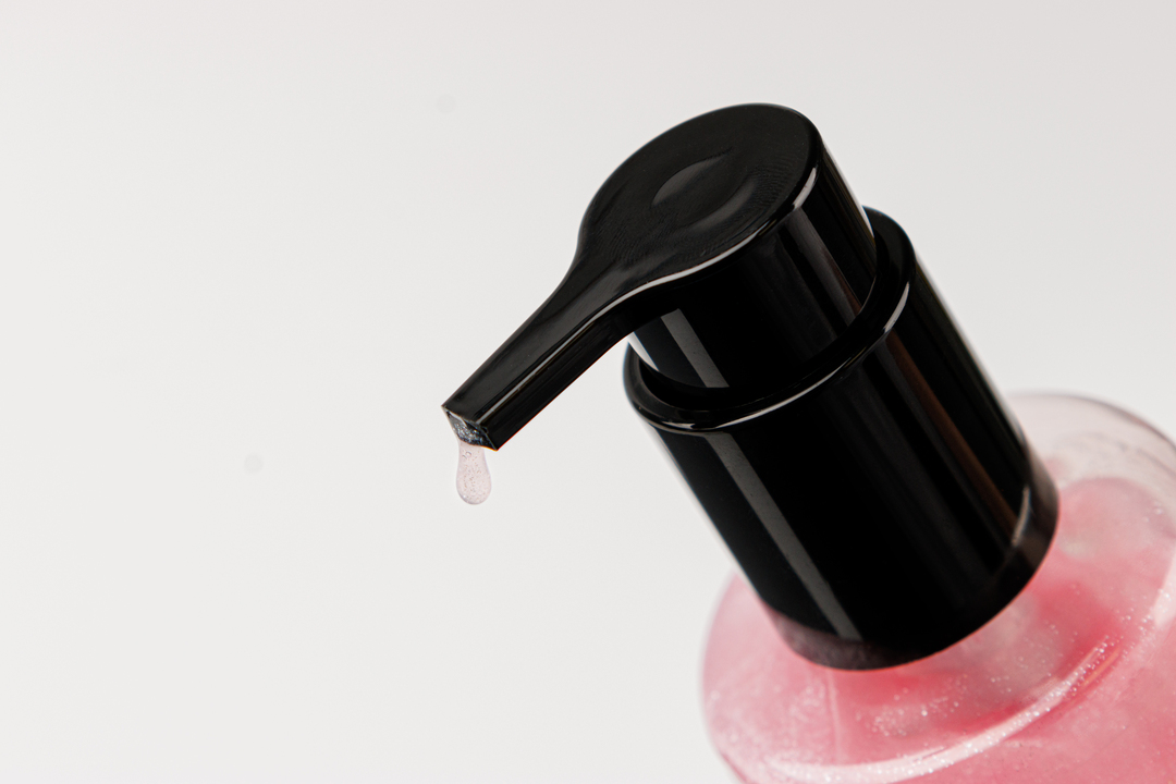 

Гель для душа ВкусВилл увлажняющий "Розовая пудра" с шиммером и AHA-кислотами, 200 мл