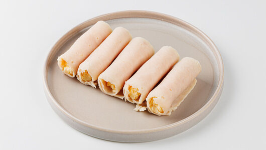 Рулетики из куриной ветчины с сыром 150 г