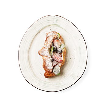 

Круассан с ягодами 110 г