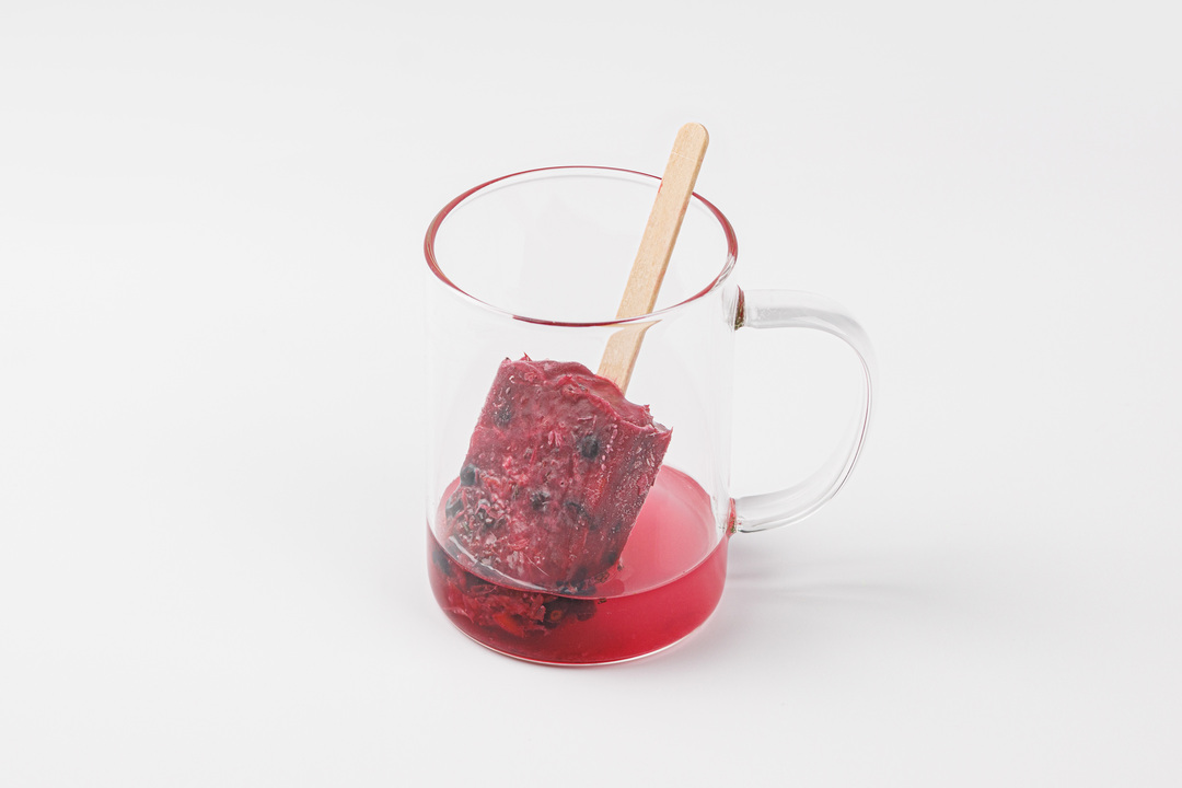 

Чайный напиток ВкусВилл апельсин, черная смородина и чабрец замороженный 50 г