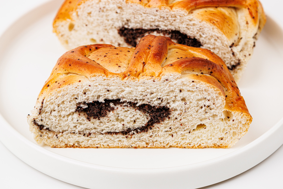 

Булочка Дантель с маком 150 г