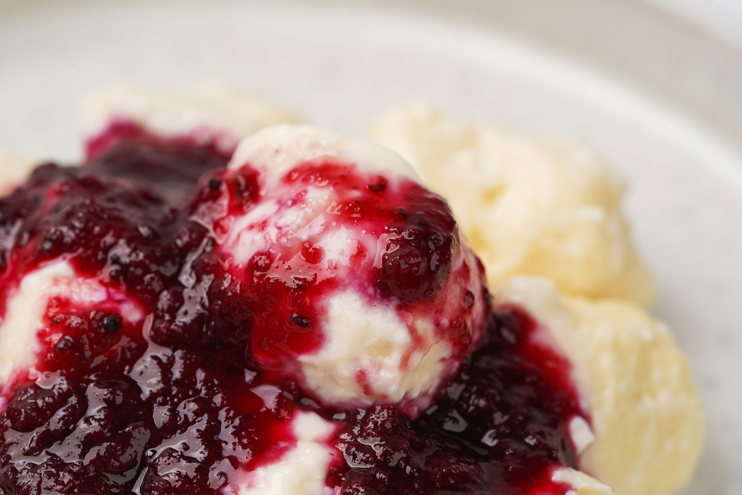 

Ленивые вареники Вкусвилл с ягодным соусом 230 г