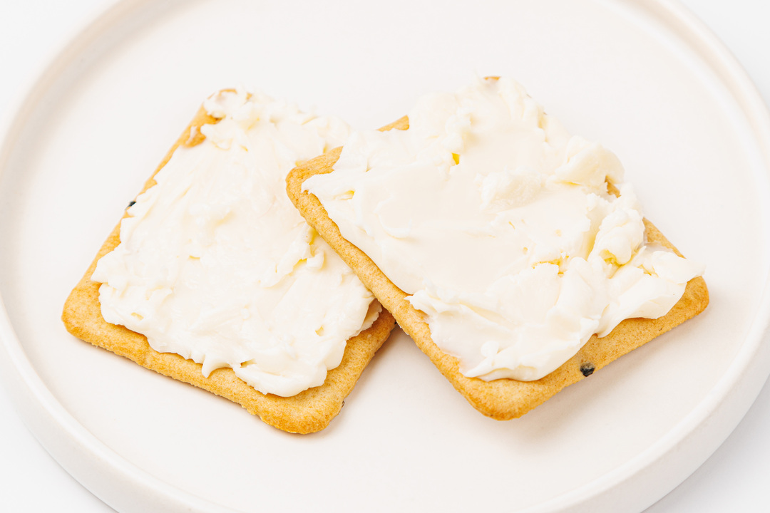 

Сыр плавленый ВкусВилл Маасдам в треугольниках 140 г