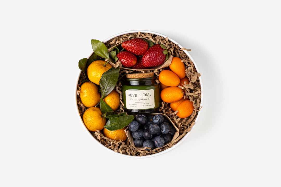 

Подарочный набор Фруткорт Цитрусовый уют со свечой 640 г