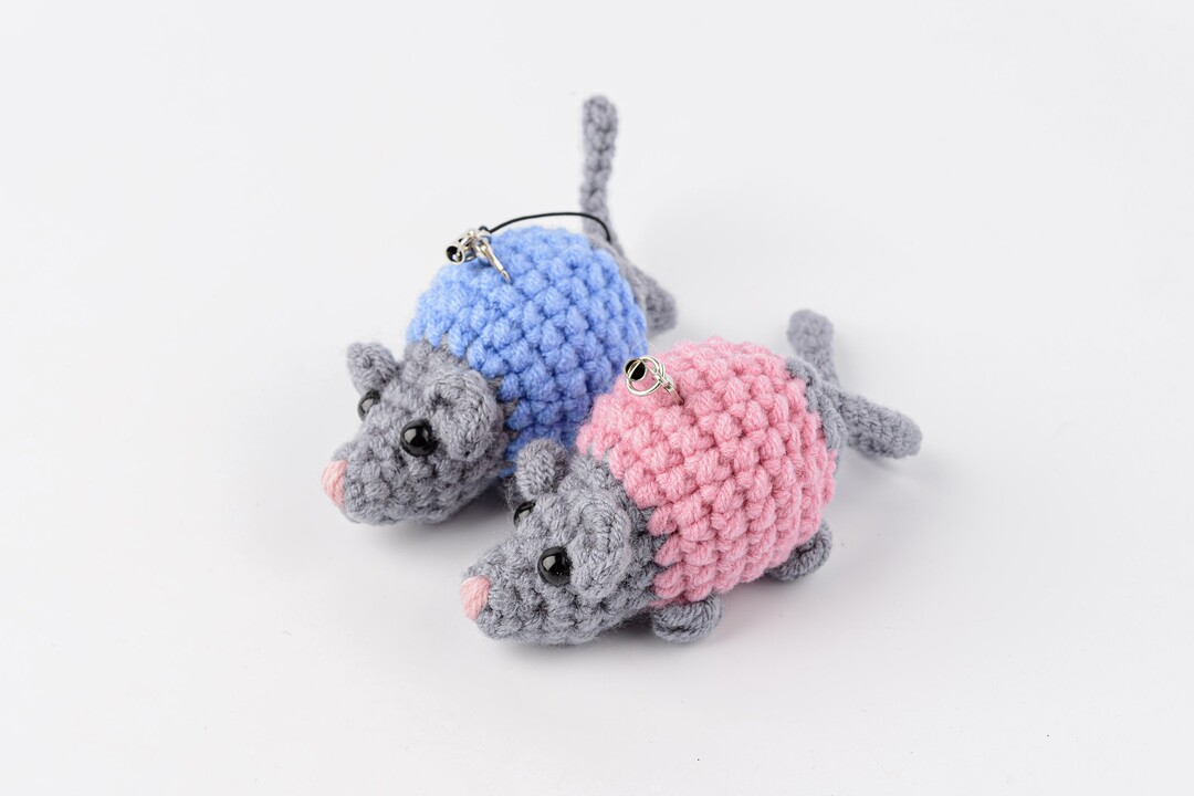 

Брелок ВкусВилл Парная крыска