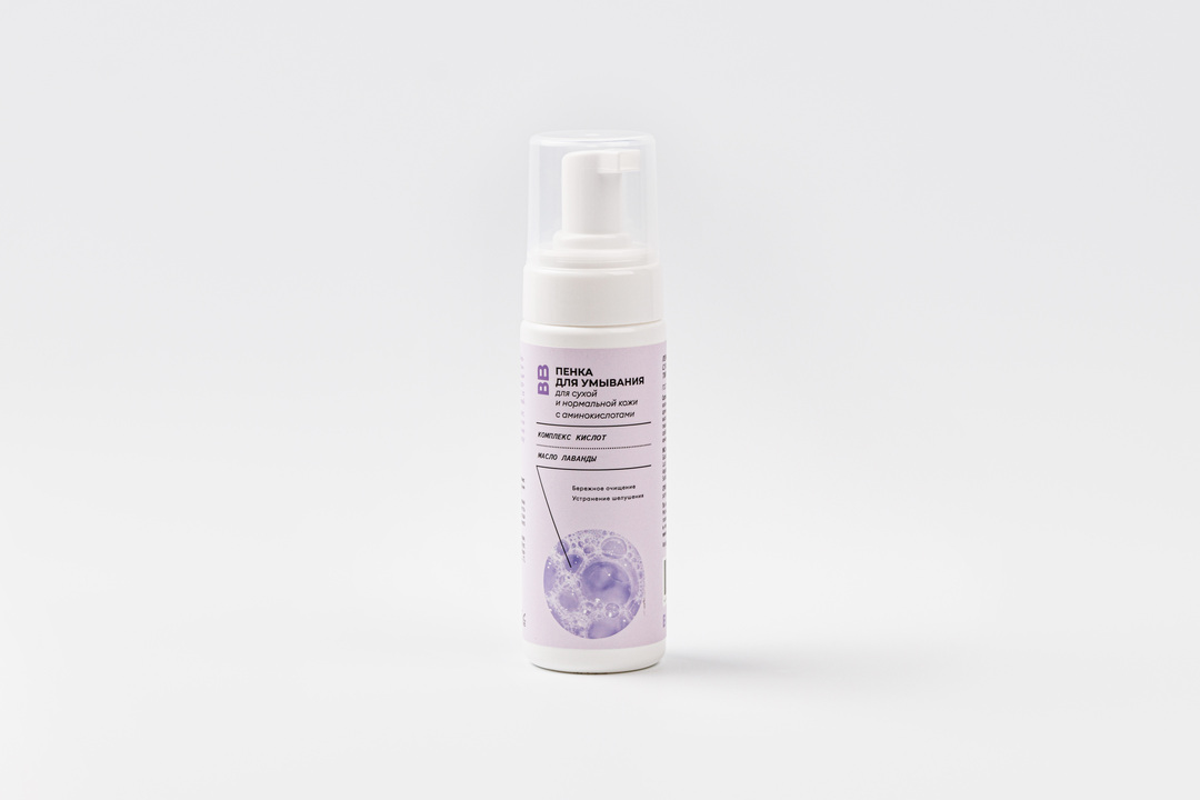 

Пенка для умывания для сухой и нормальной кожи ВкусВилл с аминокислотами 160 мл