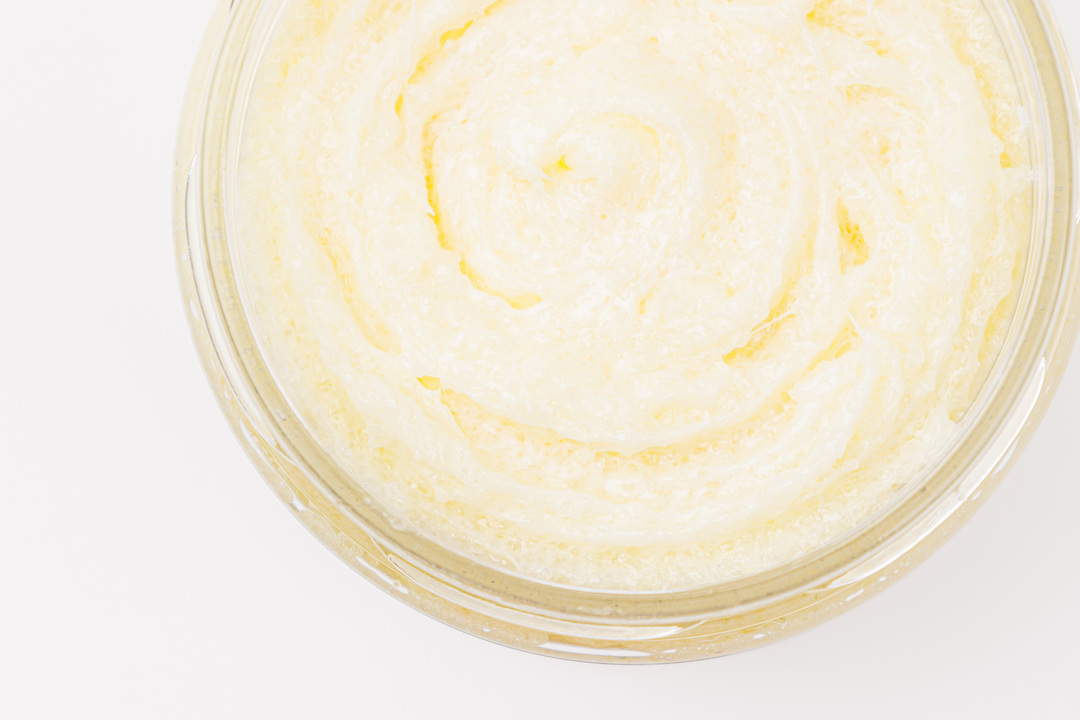 

Скраб для тела ВкусВилл сахарный Бергамот/базилик/айва с маслами 200 г