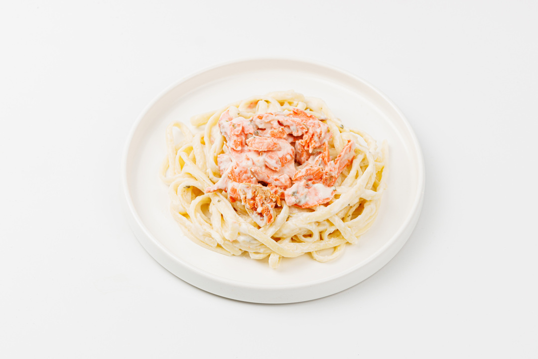 

Паста ВкусВилл с филе нерки в сливочном соусе с тимьяном 240 г