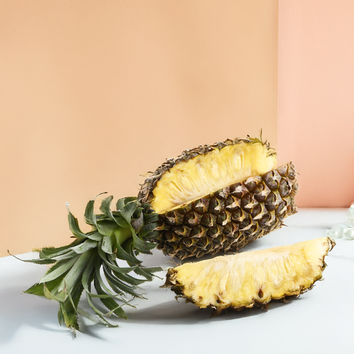 

Ананас колючий, вес