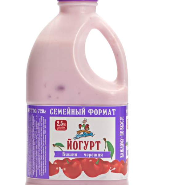 Йогурт питьевой Кубанский Молочник Вишня-черешня 2.5% БЗМЖ 720 г