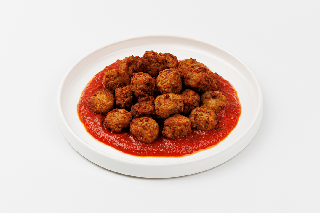 

Фрикадельки ВкусВилл из мяса птицы и говядины с соусом аррабиата халяль 250 г
