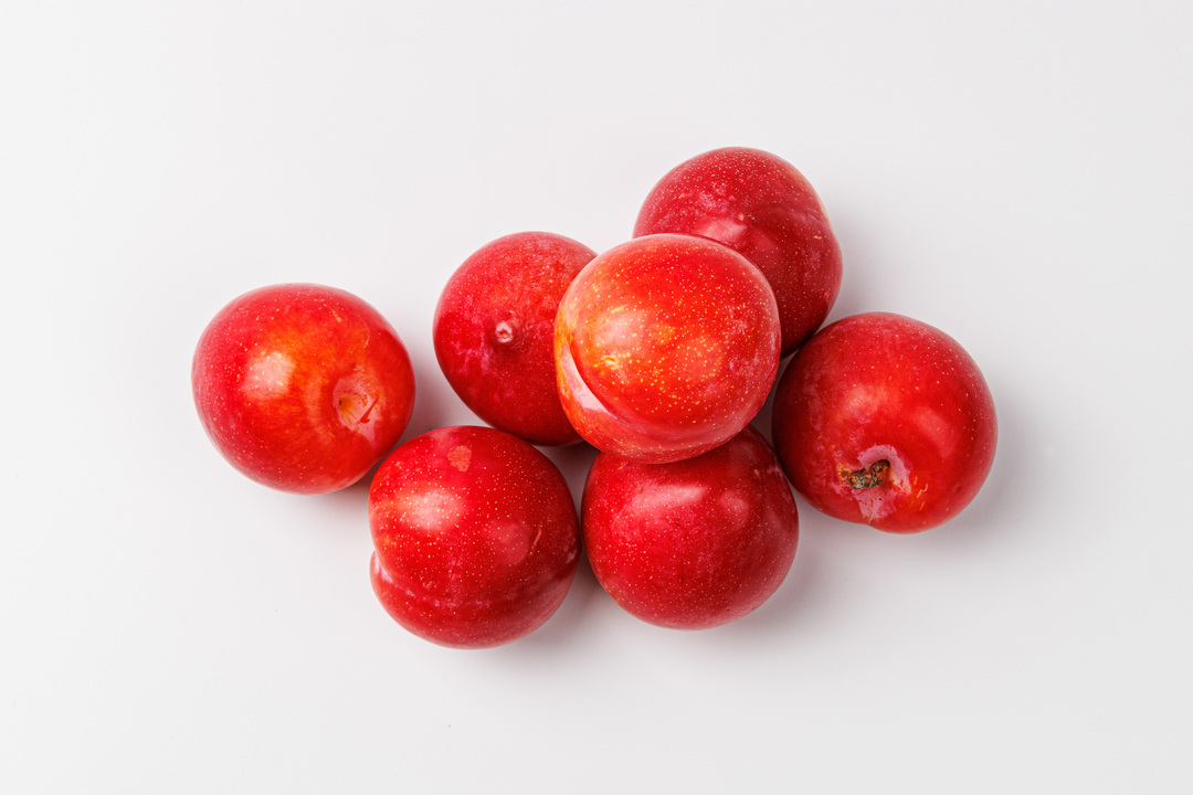 

Слива розовая вес