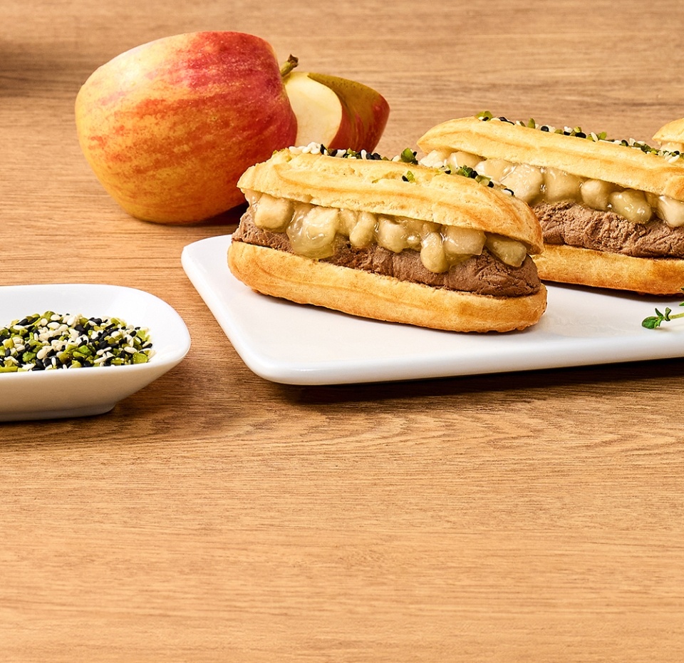 

Эклеры Азбука Вкуса с паштетом из печени цыплёнка-бройлера и яблоками 4 шт. х 40 г