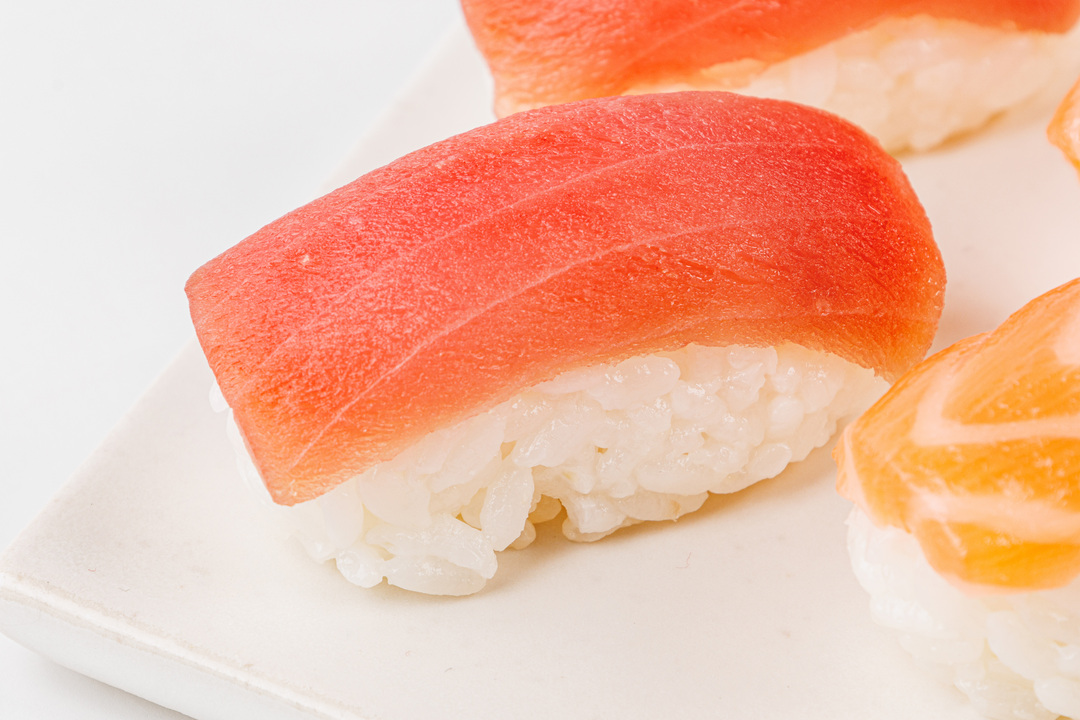 

Суши-сет с филе тунца и семги 160 г