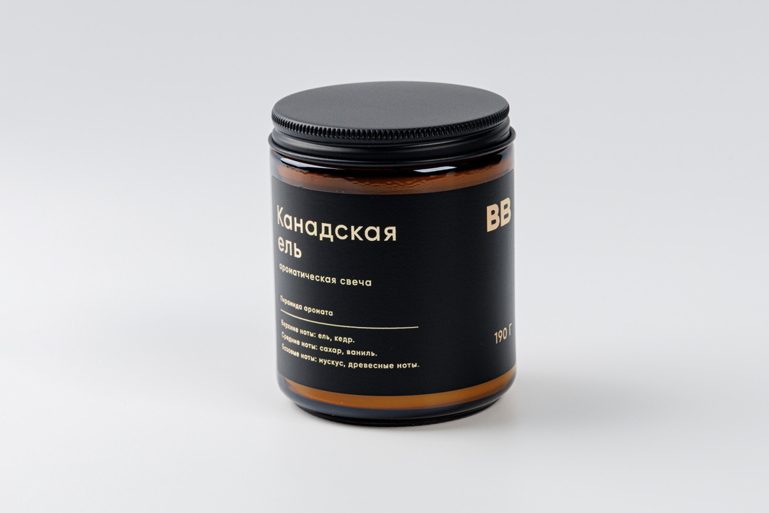 

Свеча ароматическая ВкусВилл Канадская ель 190 г