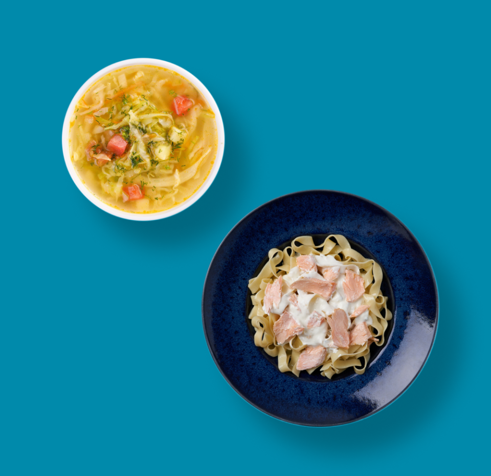 

Ланч Уже Готово Щи из свежей капусты 270 г + Феттучини с лососем и сливочным соусом Taste Of 255 г