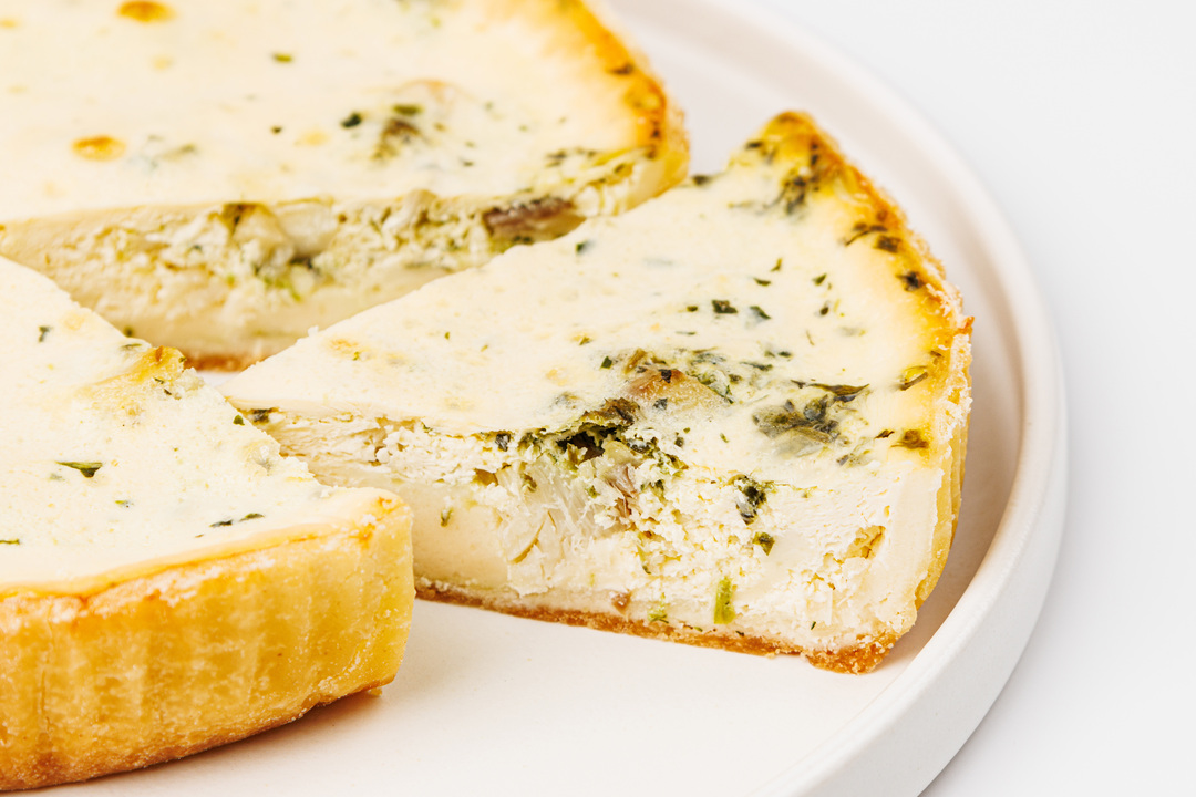 

Пирог киш с окунем, моцареллой и соусом песто замороженный 500 г