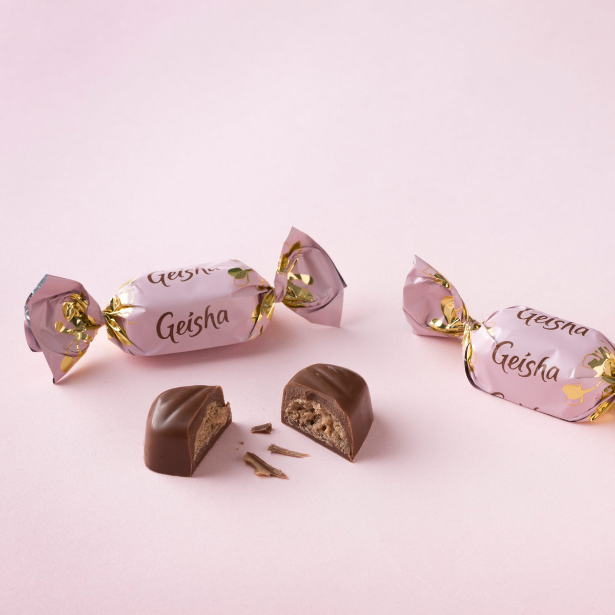 

Конфеты Fazer Geisha молочный шоколад с тертым орехом 150 г