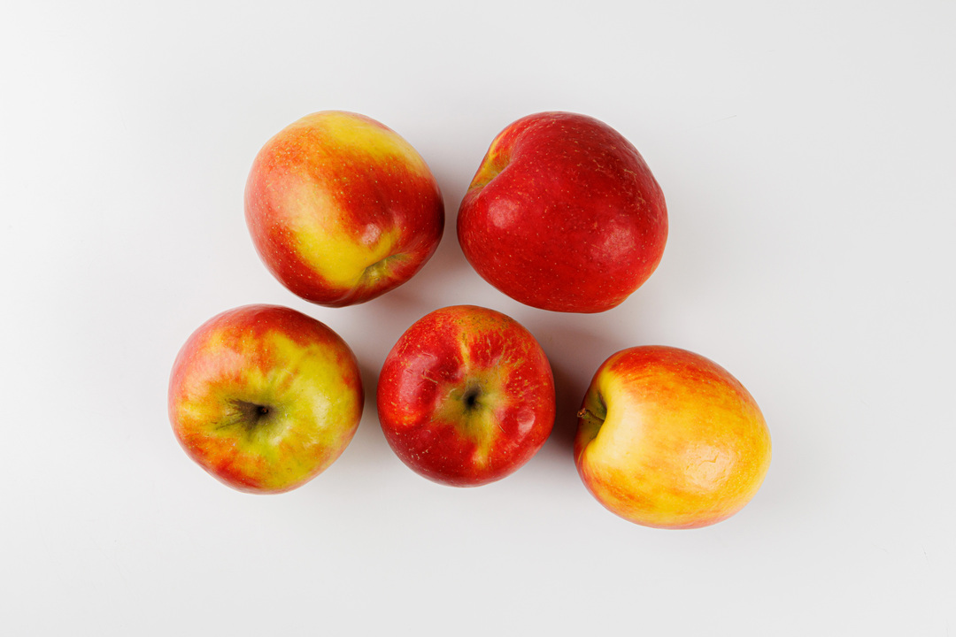 

Яблоко красное Азербайджан вес