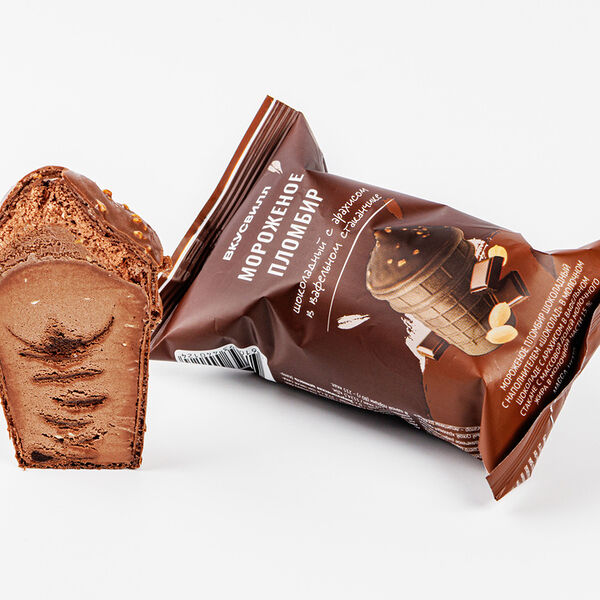 Мороженое пломбир ВкусВилл шоколадный с арахисом в вафельном стаканчике 80 г