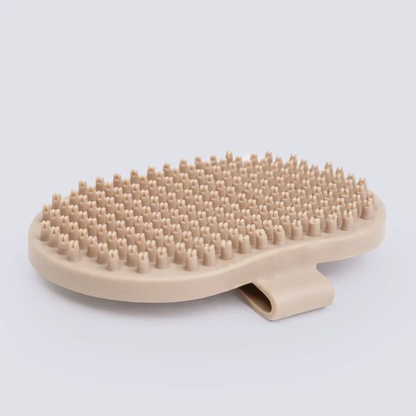 Массажная щетка на руку 13см