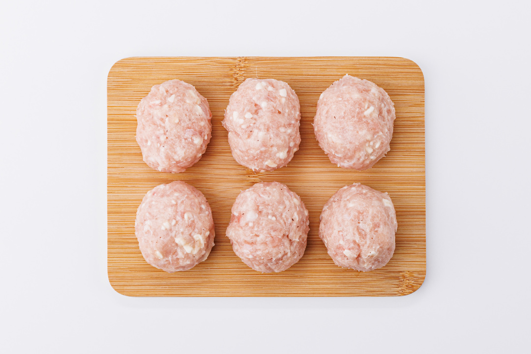 

Котлеты ВкусВилл из кролика и индейки с сыром 330 г