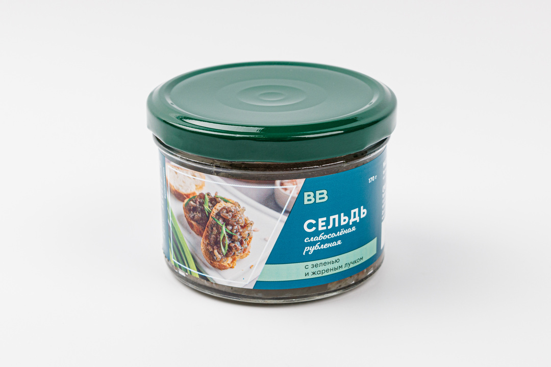 

Сельдь тихоокеанская слабосоленая ВкусВилл рубленая с зеленью и жареным лучком 170 г