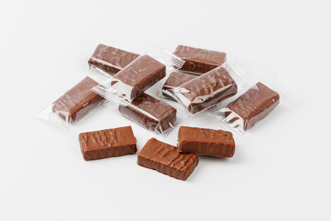 

Конфеты суфле с черной смородиной в молочном шоколаде вес