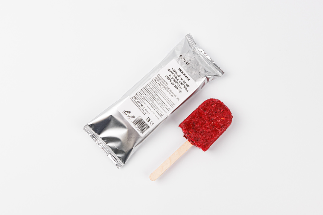 

Чайный напиток ВкусВилл брусника, ежевика и пряности замороженный 50 г