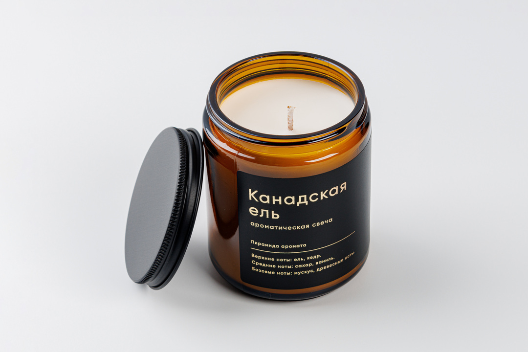 

Свеча ароматическая ВкусВилл Канадская ель 190 г