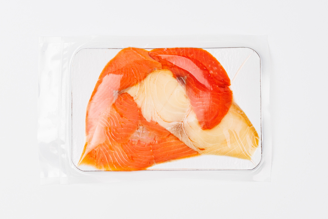 

Ассорти холодного копчения из нерки, форели и масляной рыбы 150 г