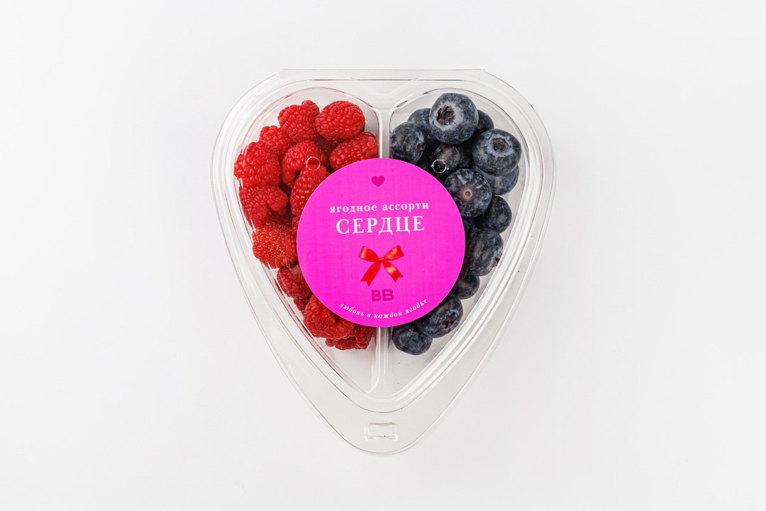 

Ассорти ягодное ВкусВилл голубика малина Сердце 200 г