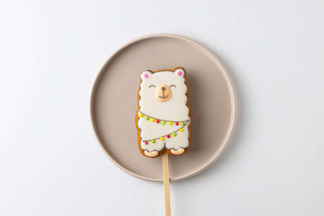 

Пряник имбирный Нежная лама на палочке 1 шт в ассортименте