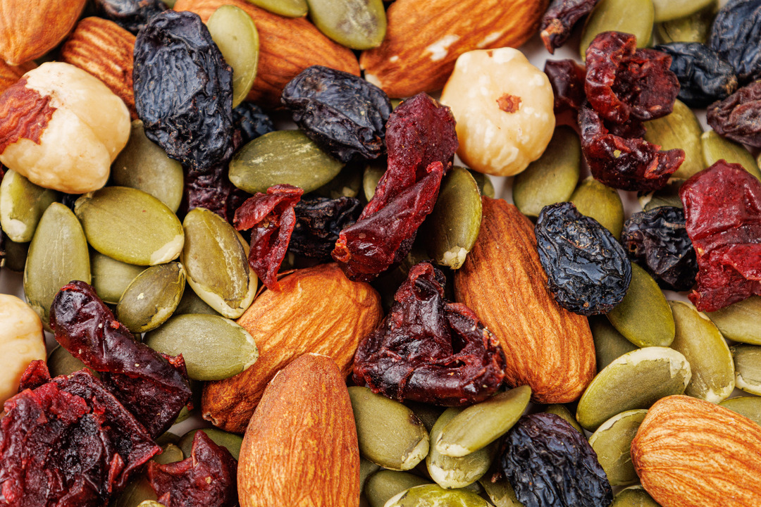 

Смесь орехов ВкусВилл с виноградом, сушеной клюквой и тыквенными семечками 50 г