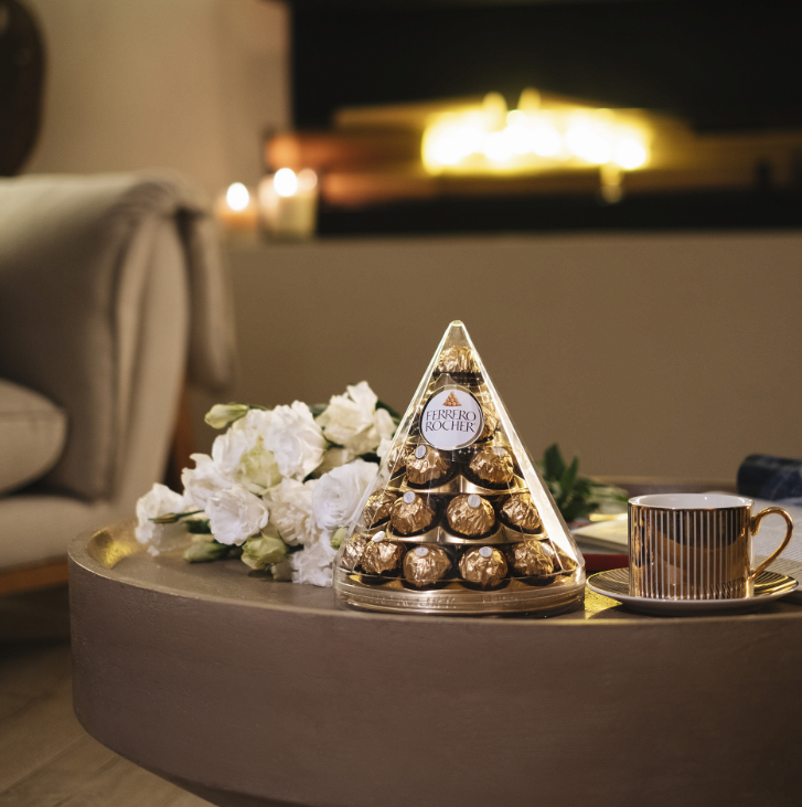 

Конфеты Ferrero Rocher из молочного шоколада с начинкой из крема и лесного ореха 350 г