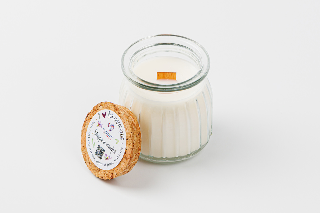 

Свеча сувенирная Мирра и шалфей 330 г